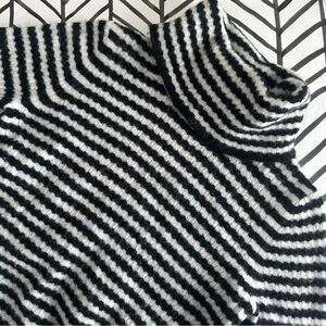 Banana Republic Size M Striped Black and White Turtleneck Italian Yarn Sweater